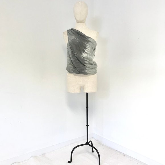 Alice & Olivia XS Silk One Shoulder Grey Ombre Top - Picture 3 of 12